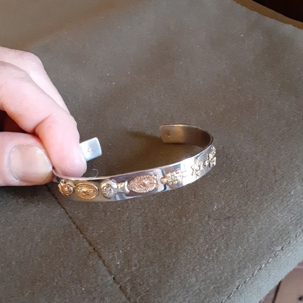 STAINLESS STEEL GOOD LUCK CUFF BRACELET